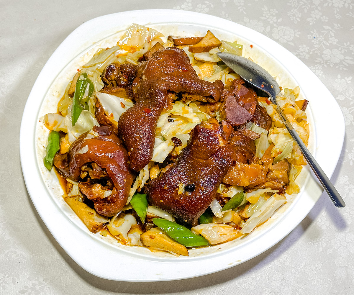 p43. double cooked pork chin 回锅圆蹄